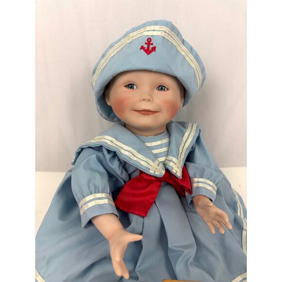 VTG Ashton Drake Porcelain Baby Doll Yolanda Bello - Picture 4 of 15